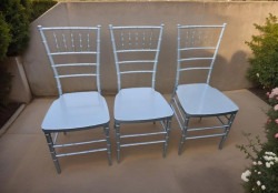 chiavari chairs