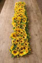 9E5A9DBF E2A9 4F70 977A 8FFC66C81190 1767208273 Faux flowers Centerpieces